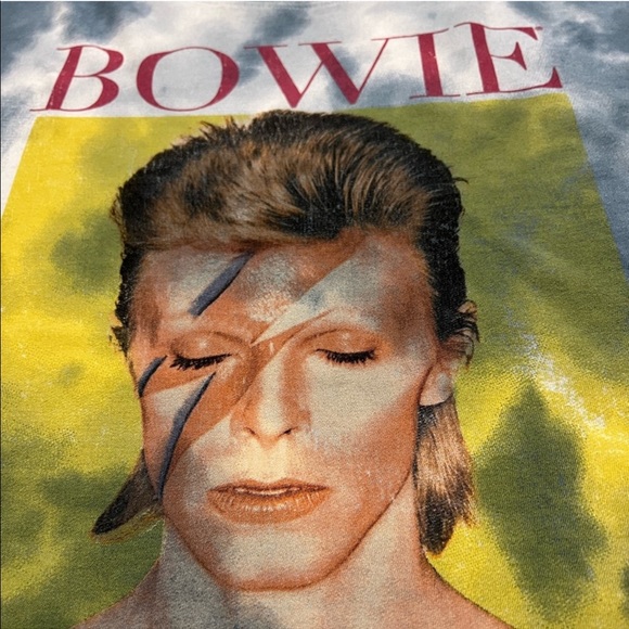 NWT Licensed Rock Star Graphic Cropped T-Shirt for Women 🎸 - Picture 9 of 10